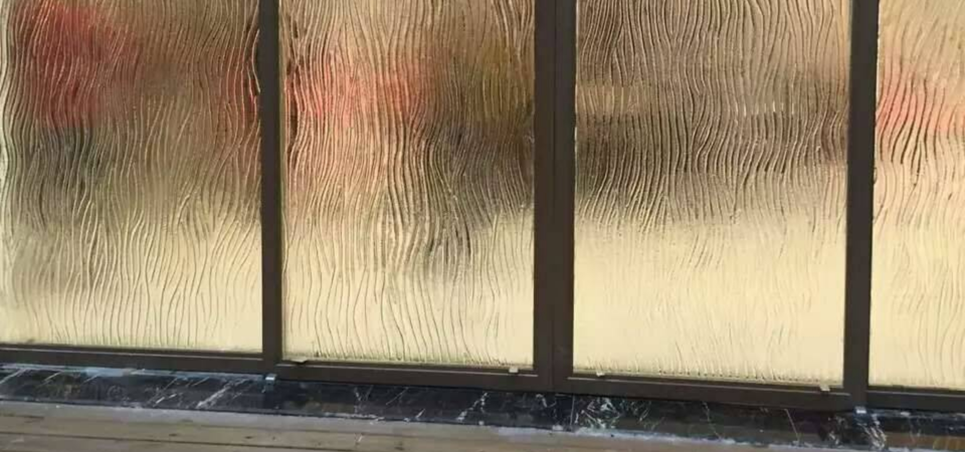 Water textured Fusion glass door