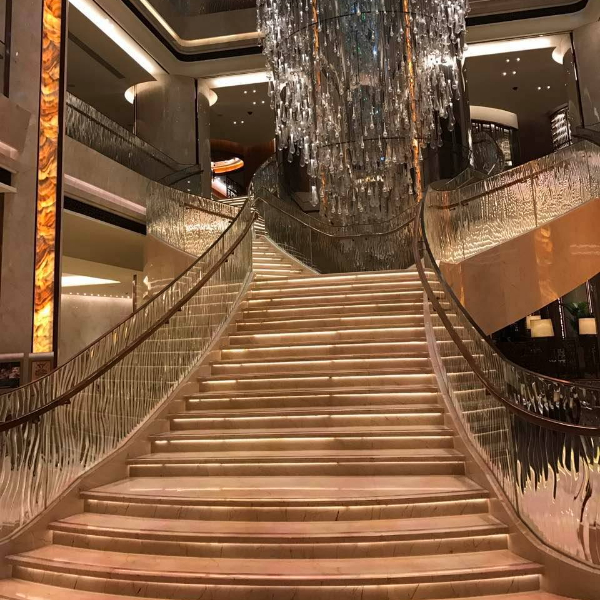 Hotel Ultra Clear Glass Handrail