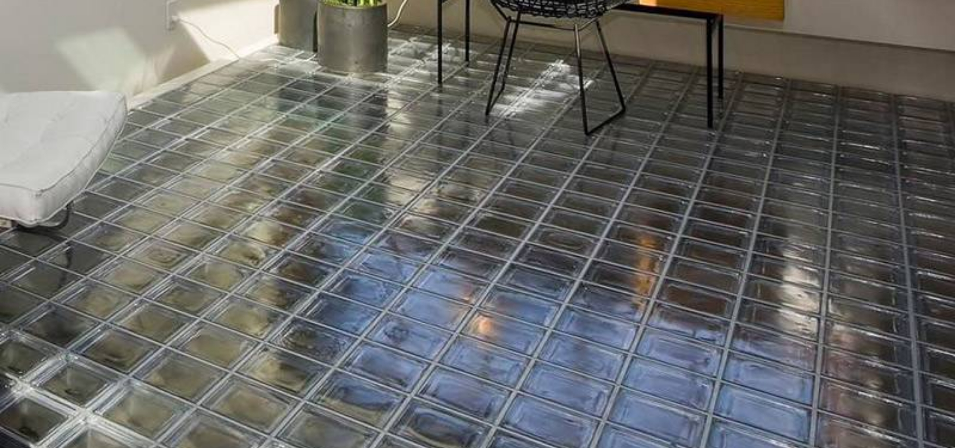 Clear Solid Glass Bricks Floor