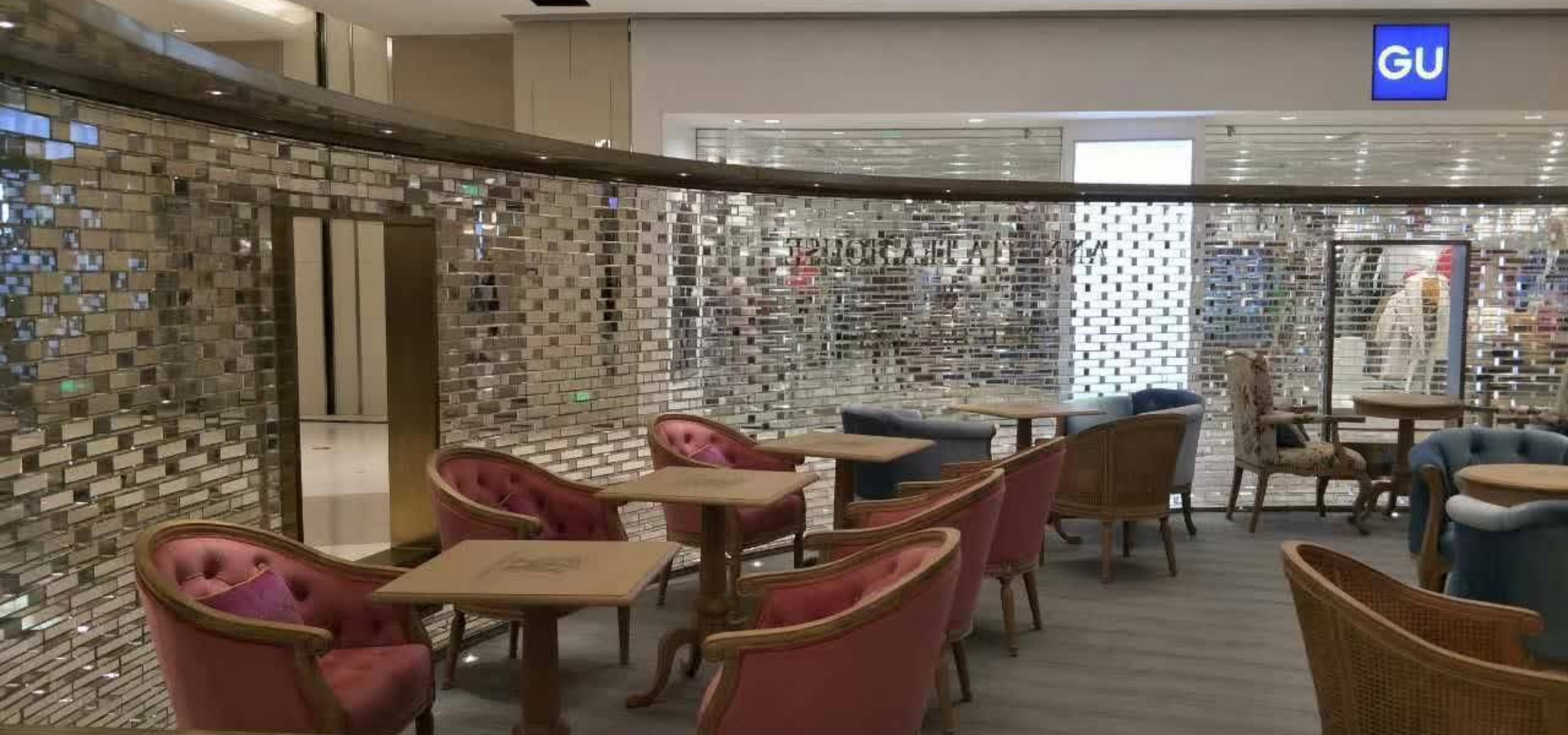 Transparent crystal glass bricks Wall in Shopping Mall