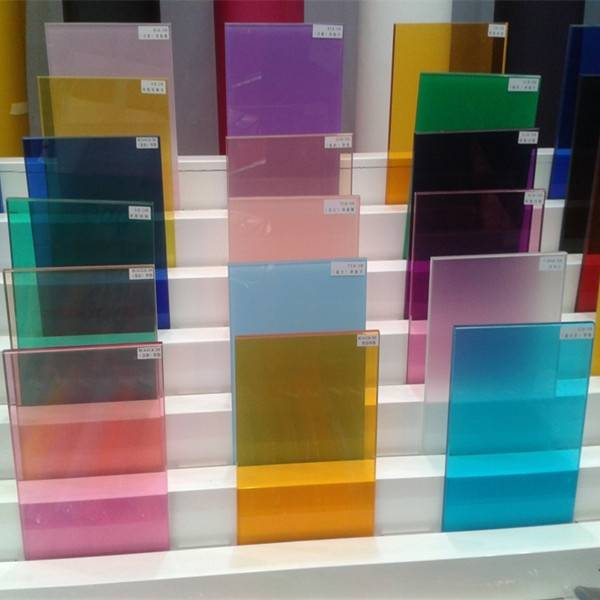 What are the advantages and disadvantages of laminated glass