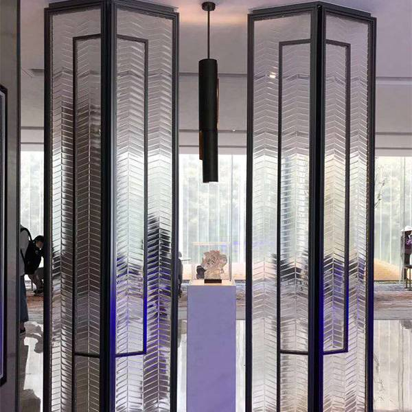 Hotel lobby glass partition