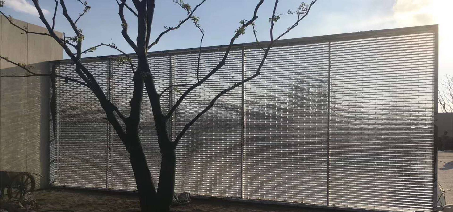 Outdoor light transparent glass brick wall