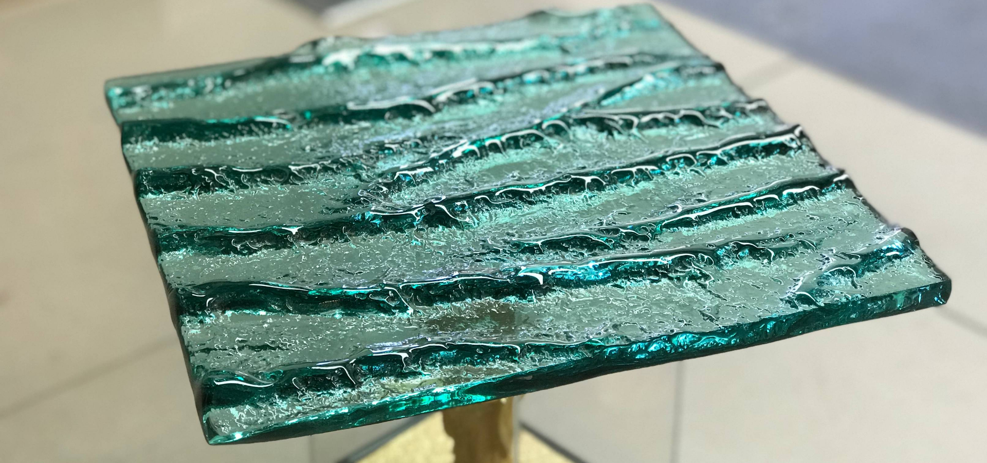 Natural green color melting glass