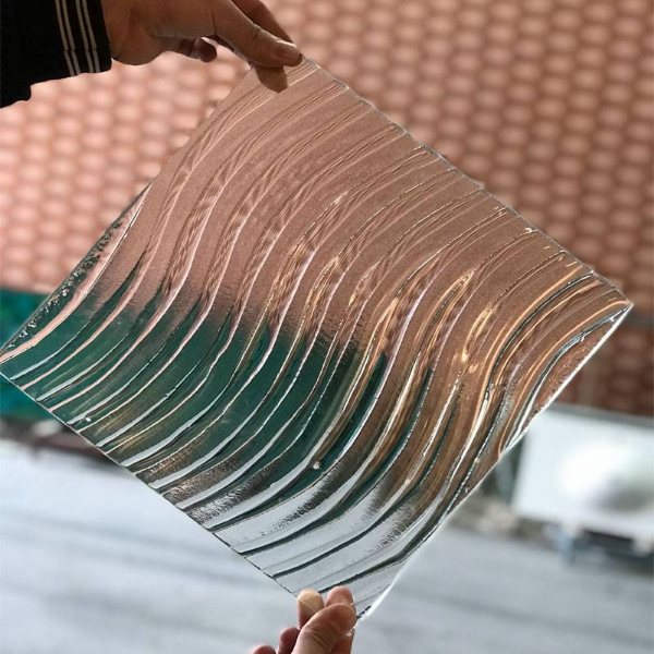 Clear transparent hot melting glass