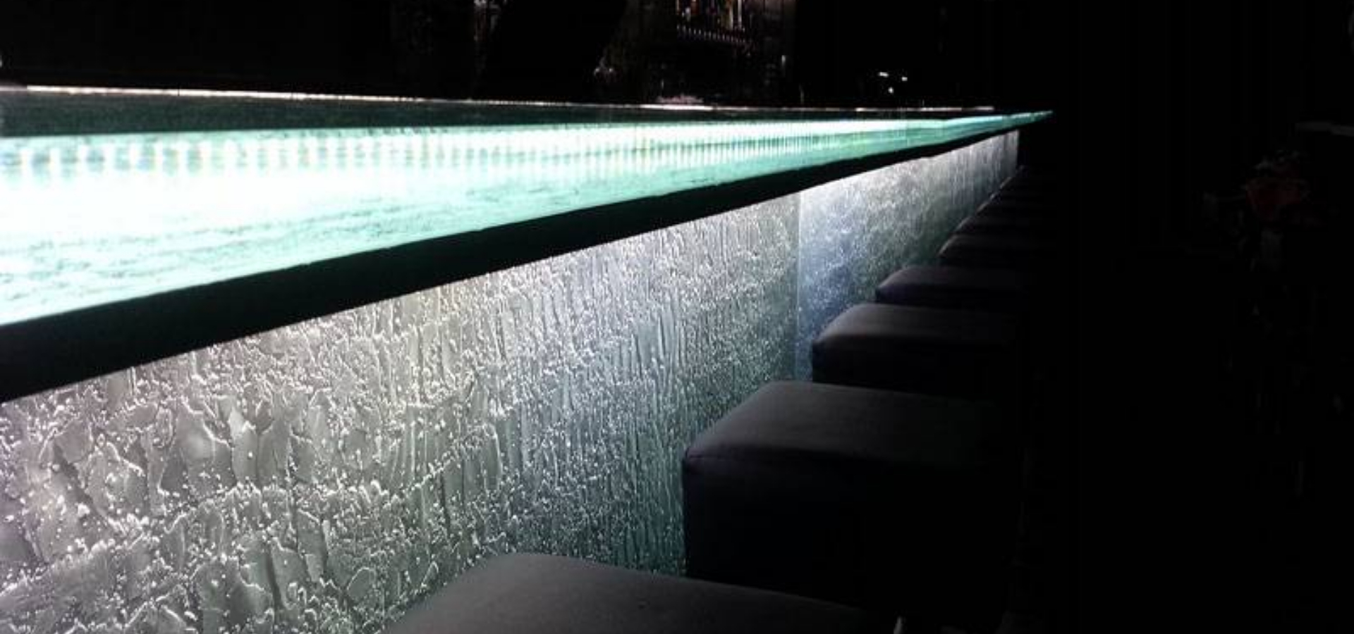 Natural textured bar glass