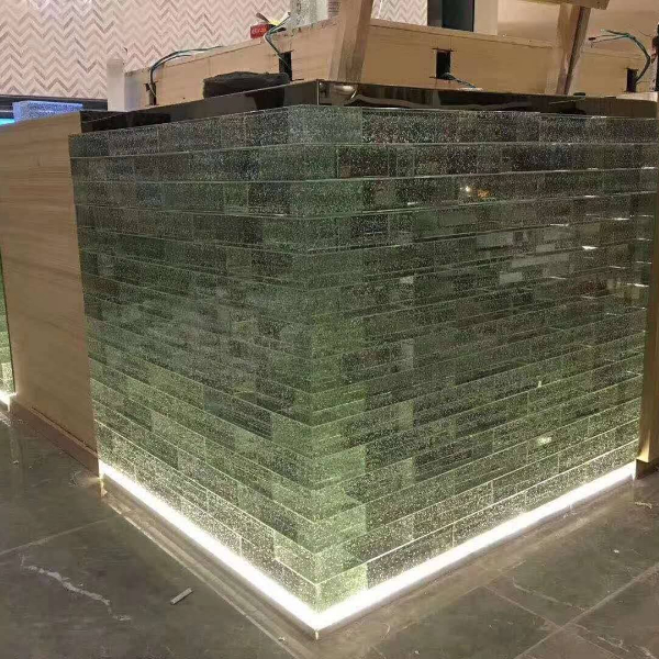 Bubbles solid glass bricks table support