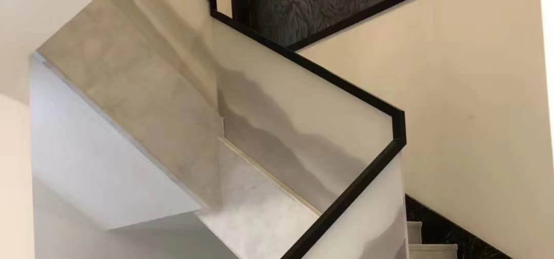 Untransparent safe glass stairs rails